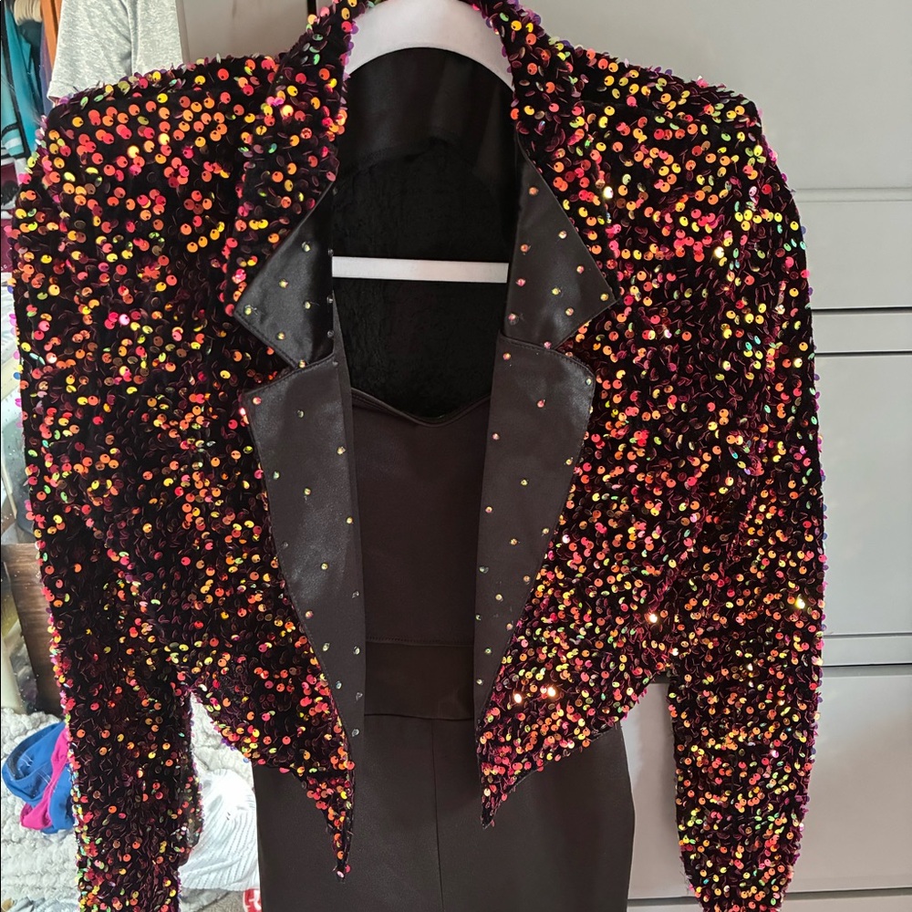 Medium Adult 2 piece dance costume